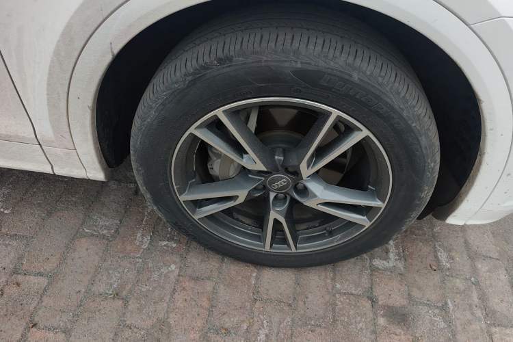 Used Audi Q5L 2018 40 TFSI Prestige Fashion Edition China V Right Front Wheel Hub