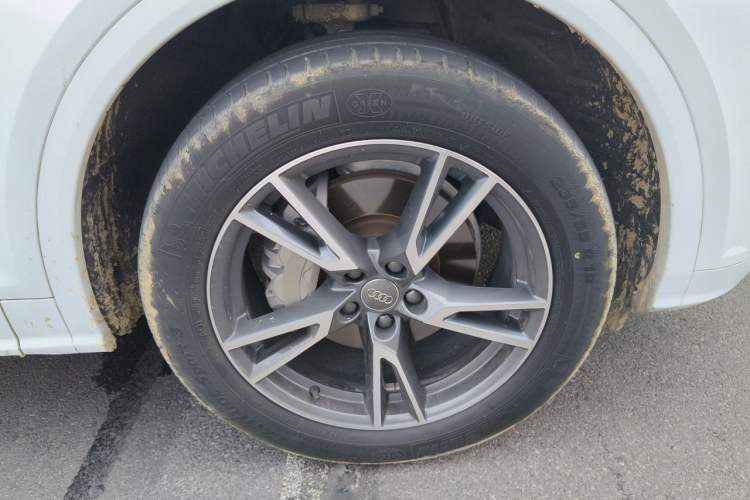 Used Audi Q5L 2018 40 TFSI Prestige Fashion Edition China V Right Front Wheel Hub