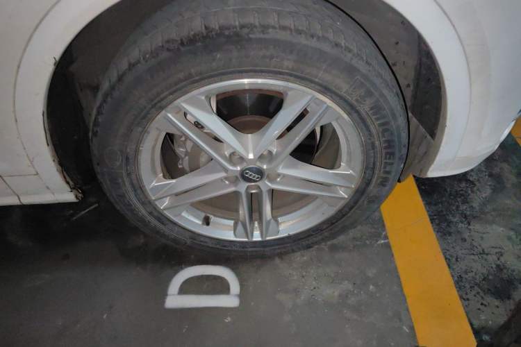 Used Audi Q5L 2018 40 TFSI Prestige Fashion Edition China V Right Front Wheel Hub