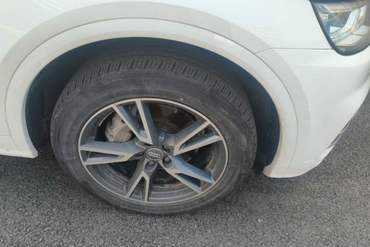 Used Audi Q5L 2018 40 TFSI Prestige Fashion Edition China V Right Front Wheel Hub