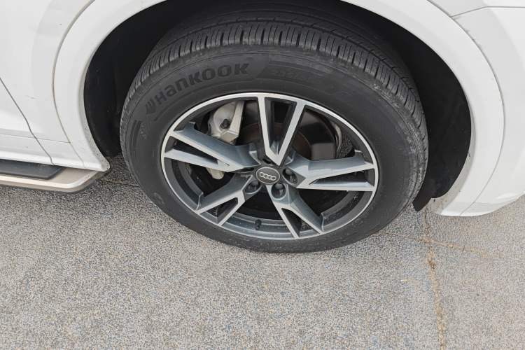 Used Audi Q5L 2018 45 TFSI Prestige Fashion Edition China V Emission Standard Right Front Wheel Hub