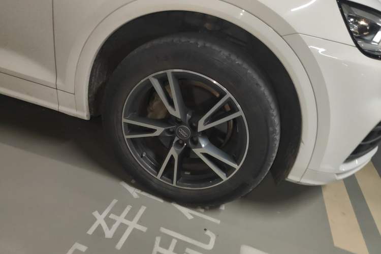 Used Audi Q5L 2018 45 TFSI Prestige Fashion Edition China V Emission Standard Right Front Wheel Hub