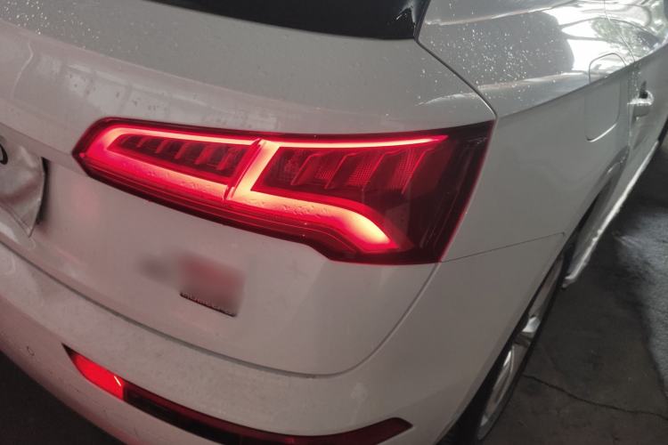 Used Audi Q5L 2018 40 TFSI Prestige Edition China V Right Rear Taillight