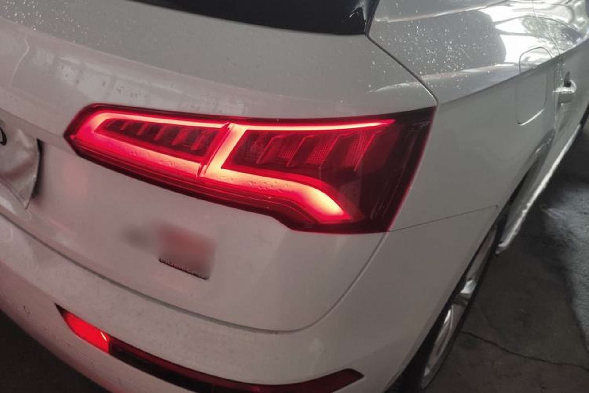 Used Audi Q5L 2018 40 TFSI Prestige Edition China V Right Rear Taillight