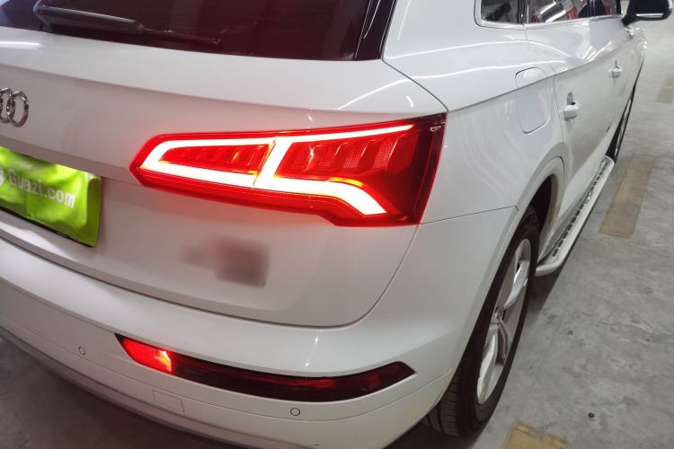 Used Audi Q5L 2018 40 TFSI Prestige Edition China V Right Rear Taillight