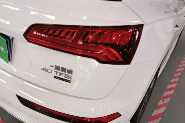 Used Audi Q5L 2018 40 TFSI Prestige Fashion Edition China V Right Rear Taillight