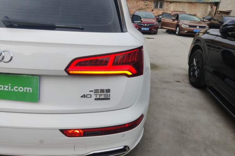 Used Audi Q5L 2018 40 TFSI Prestige Fashion Edition China V Right Rear Taillight