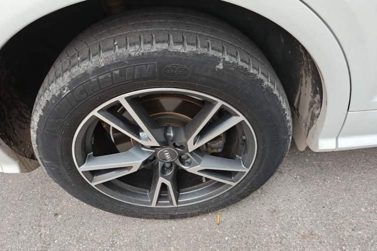Used Audi Q5L 2018 40 TFSI Prestige Fashion Edition China V Right Rear Wheel Hub