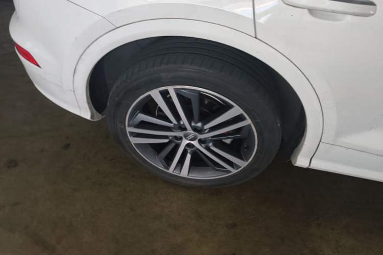 Used Audi Q5L 2018 45 TFSI Prestige Sporty Edition China VI Right Rear Wheel Hub