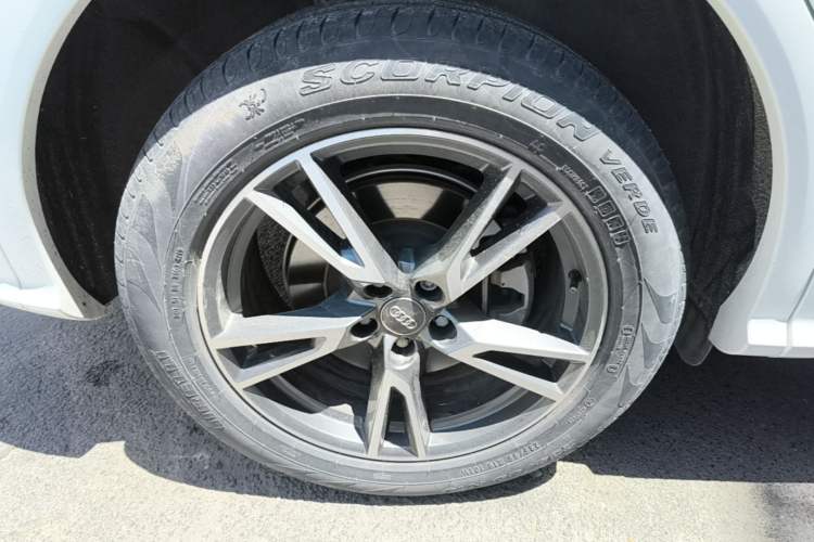 Used Audi Q5L 2018 40 TFSI Prestige Fashion Edition China V Right Rear Wheel Hub