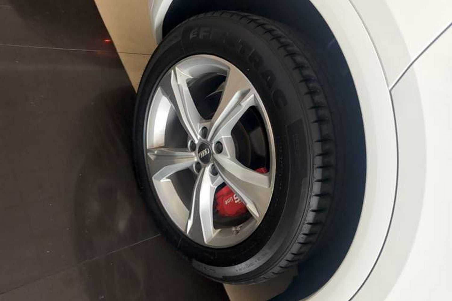 Used Audi Q5L 2018 40 TFSI Prestige Edition China V Right Rear Wheel Hub