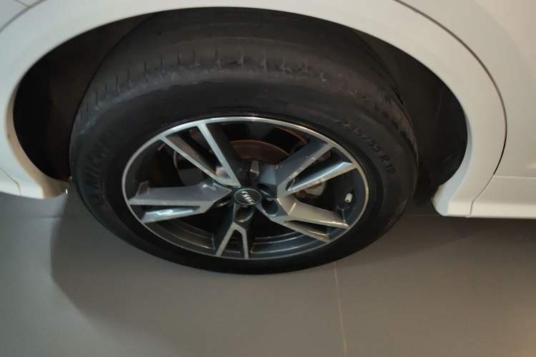 Used Audi Q5L 2018 45 TFSI Prestige Fashion Edition China VI Emission Standard Right Rear Wheel Hub