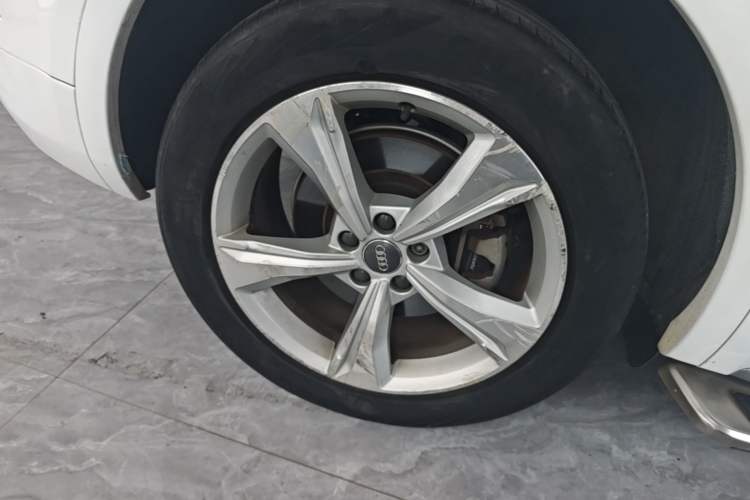 Used Audi Q5L 2018 40 TFSI Prestige Edition China V Right Rear Wheel Hub