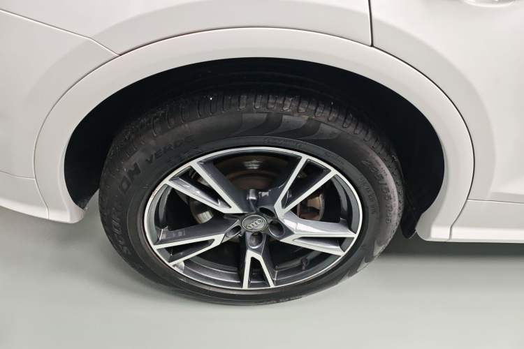 Used Audi Q5L 2018 40 TFSI Prestige Fashion Edition China VI Right Rear Wheel Hub