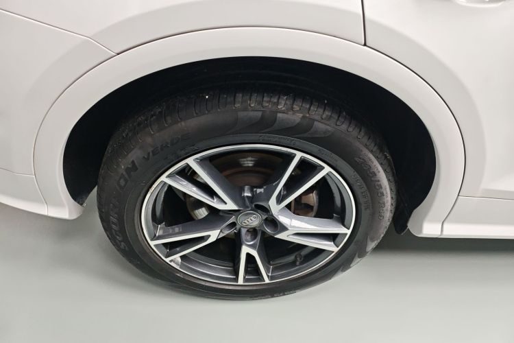 Used Audi Q5L 2018 40 TFSI Prestige Fashion Edition China VI Right Rear Wheel Hub