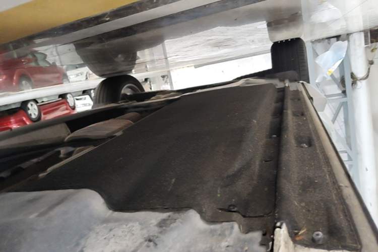 Used Audi Q5L 2018 40 TFSI Prestige Edition China VI Emission Standard Right Side Sill