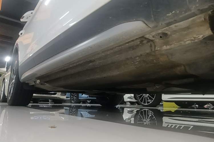 Used Audi Q5L 2018 45 TFSI Prestige Elegant Version China V Right Side Sill