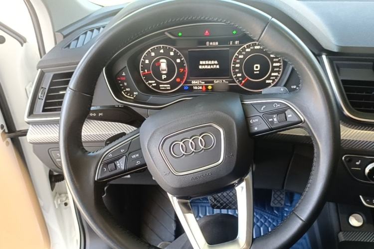Used Audi Q5L 2018 45 TFSI Prestige Fashion Edition China V Emission Standard Steering Wheel