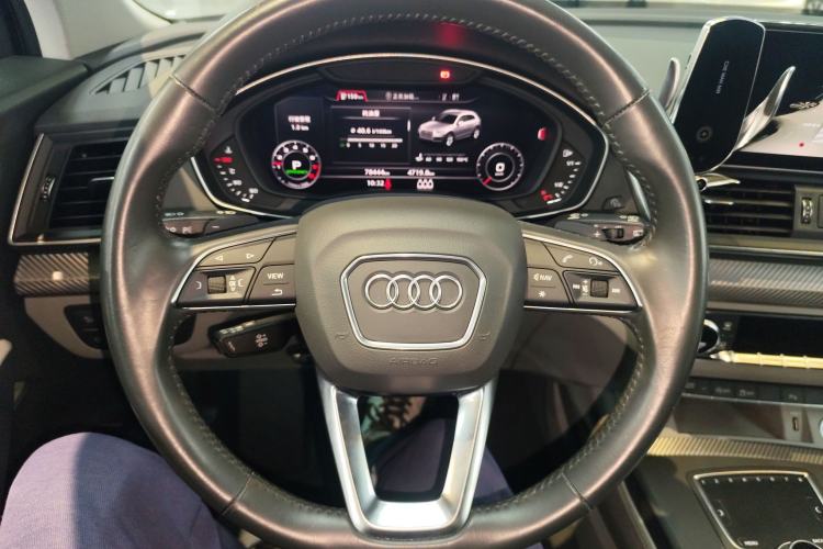 Used Audi Q5L 2018 45 TFSI Prestige Fashion Edition China VI Emission Standard Steering Wheel