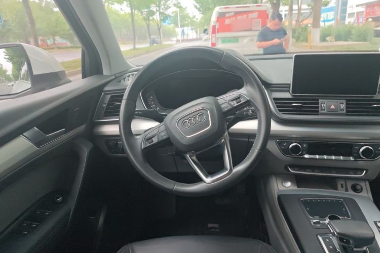 Used Audi Q5L 2018 40 TFSI Prestige Fashion Edition China VI Steering Wheel