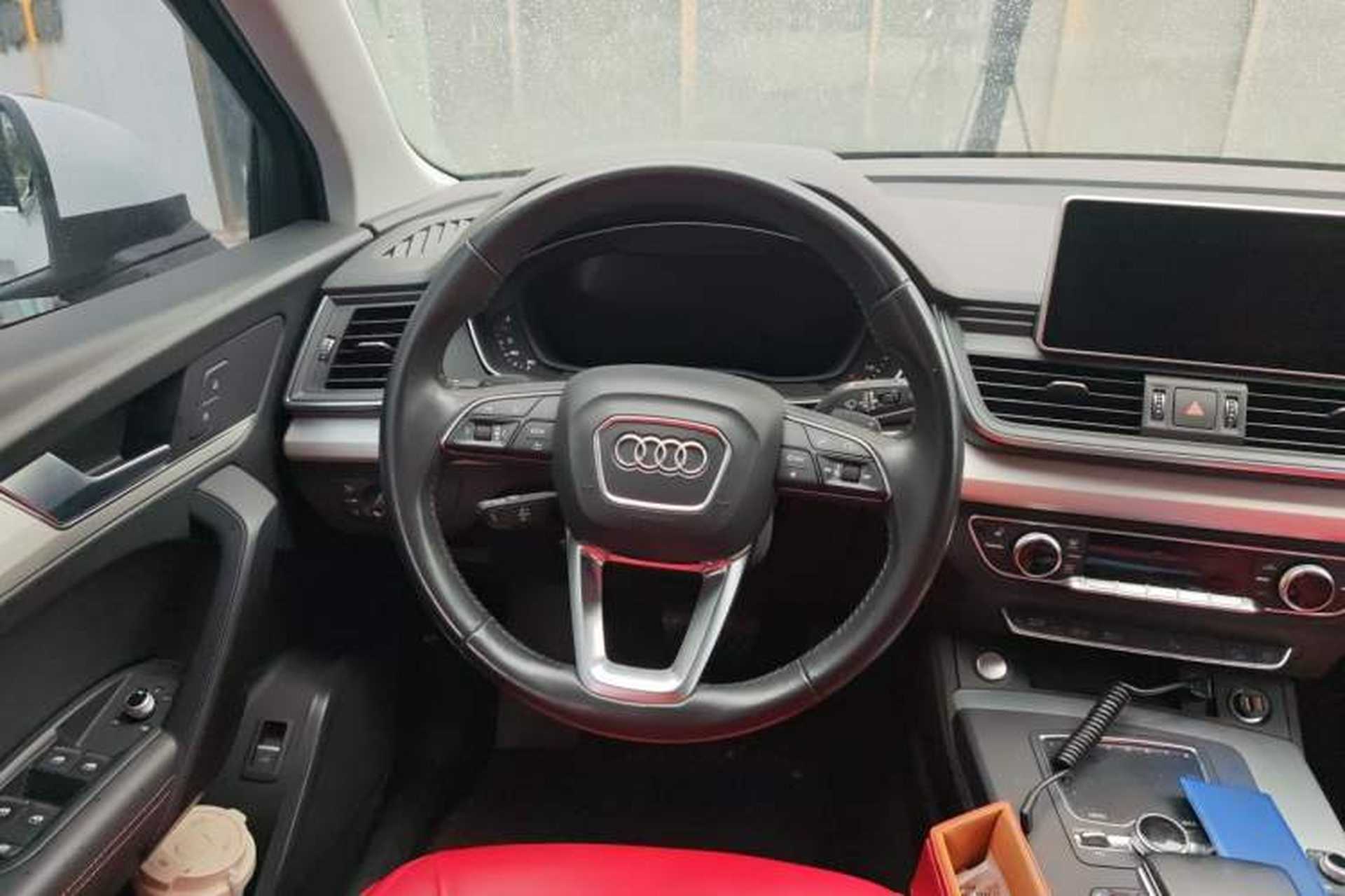 Used Audi Q5L 2018 40 TFSI Prestige Fashion Edition China VI Steering Wheel