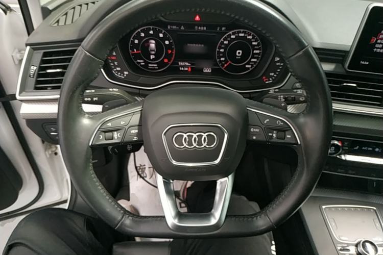 Used Audi Q5L 2018 45 TFSI Prestige Sporty Edition China VI Steering Wheel