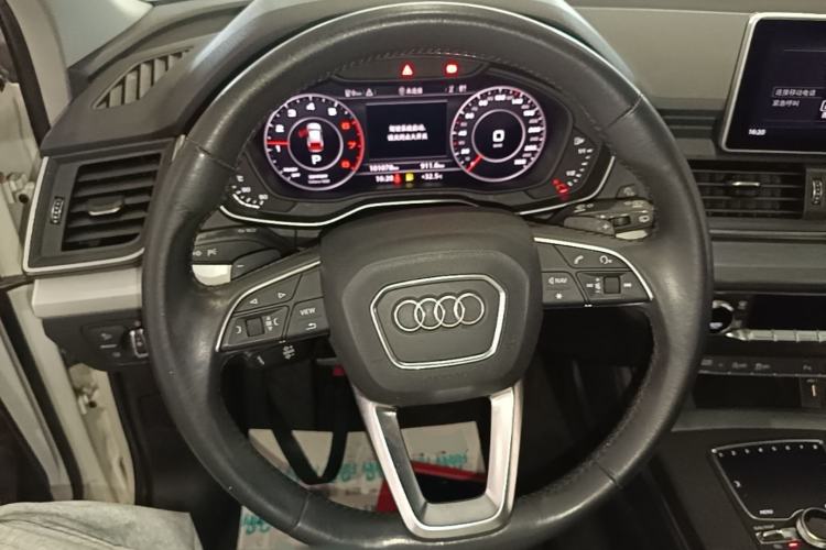 Used Audi Q5L 2018 40 TFSI Prestige Fashion Edition China V Steering Wheel