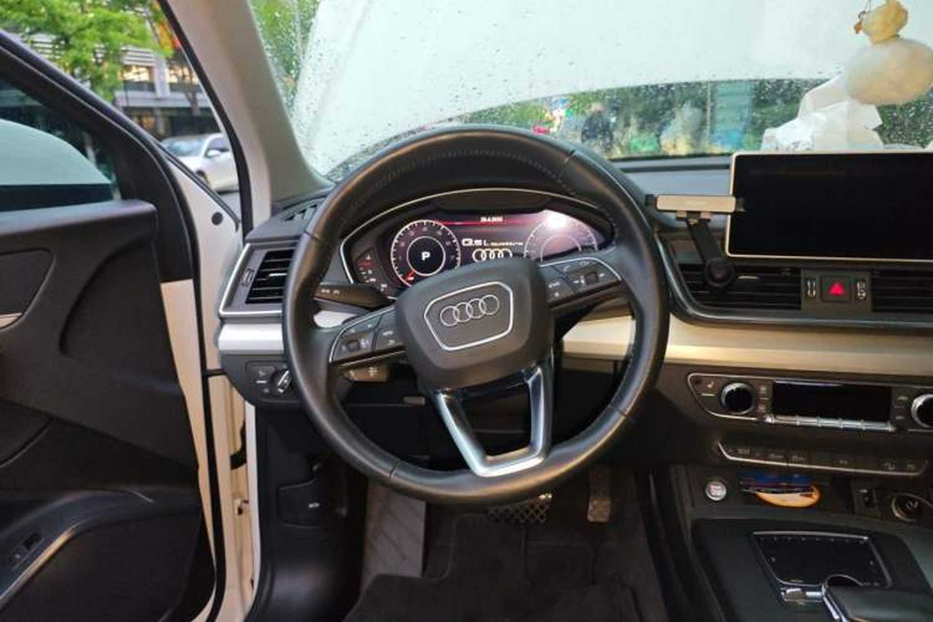 Used Audi Q5L 2018 40 TFSI Prestige Fashion Edition China VI Steering Wheel