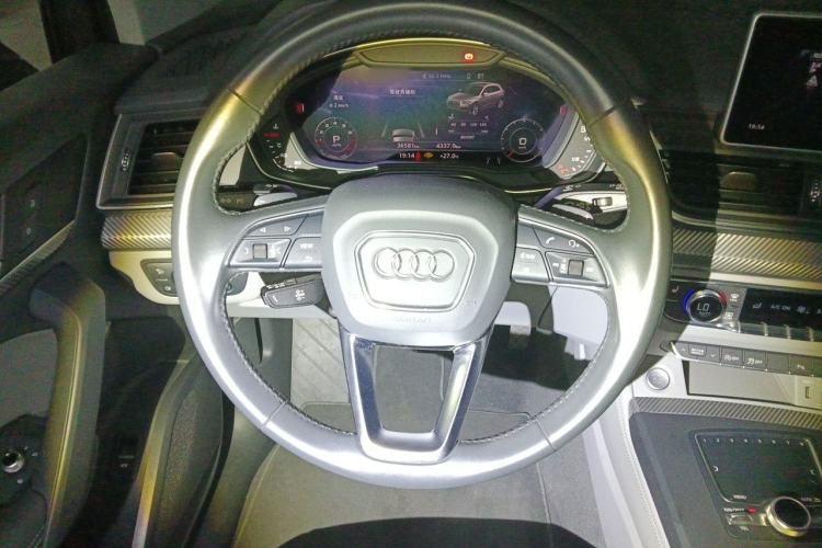 Used Audi Q5L 2018 45 TFSI Prestige Fashion Edition China VI Emission Standard Steering Wheel