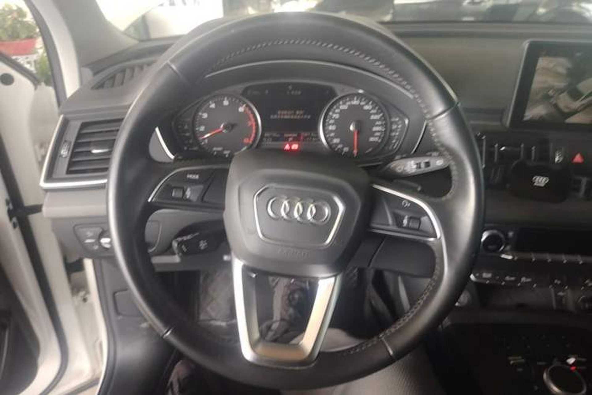 Used Audi Q5L 2018 40 TFSI Prestige Edition China VI Emission Standard Steering Wheel