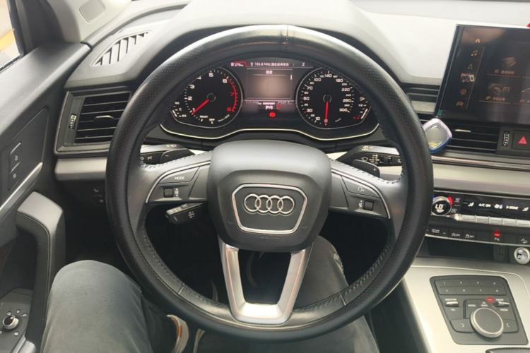 Used Audi Q5L 2018 40 TFSI Prestige Edition China V Steering Wheel