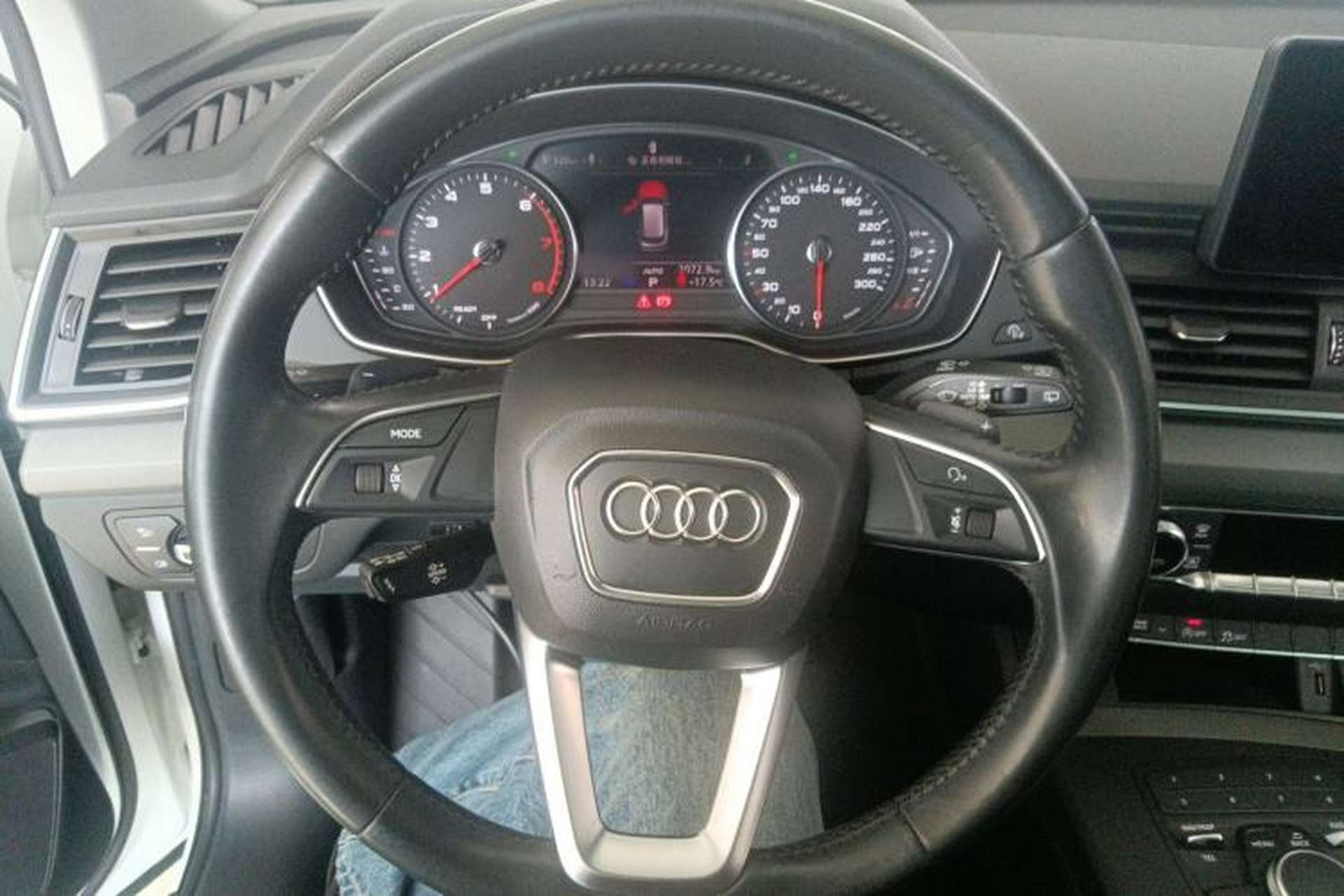 Used Audi Q5L 2018 40 TFSI Prestige Edition China V Steering Wheel