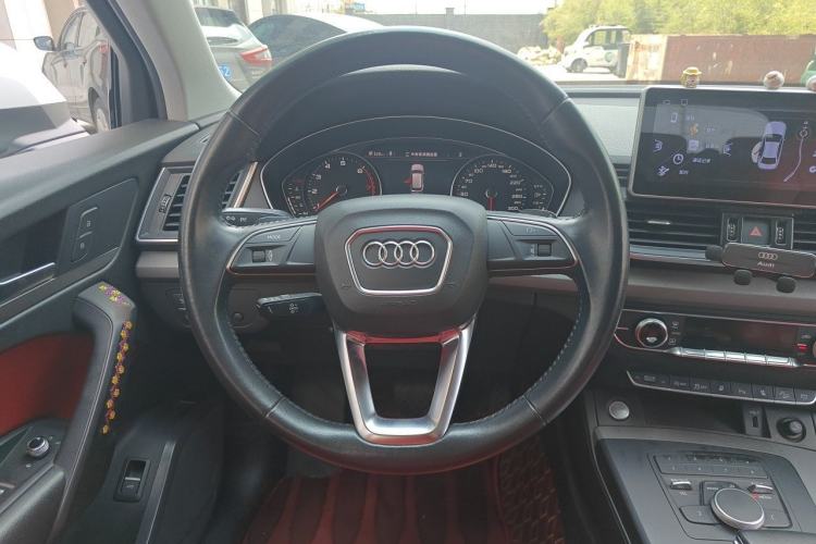 Used Audi Q5L 2018 40 TFSI Prestige Edition China V Steering Wheel