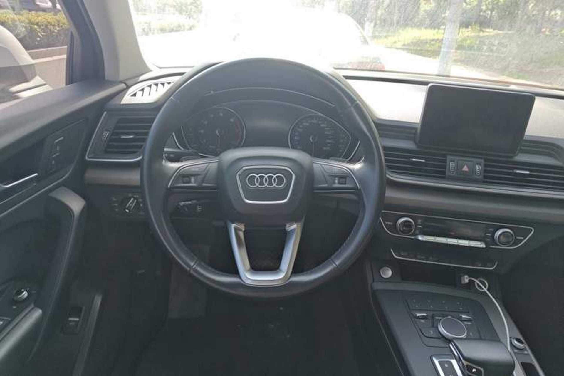Used Audi Q5L 2018 40 TFSI Prestige Edition China VI Emission Standard Steering Wheel