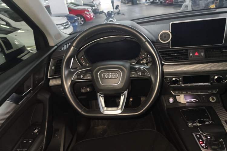 Used Audi Q5L 2018 45 TFSI Prestige Sporty Edition China VI Steering Wheel