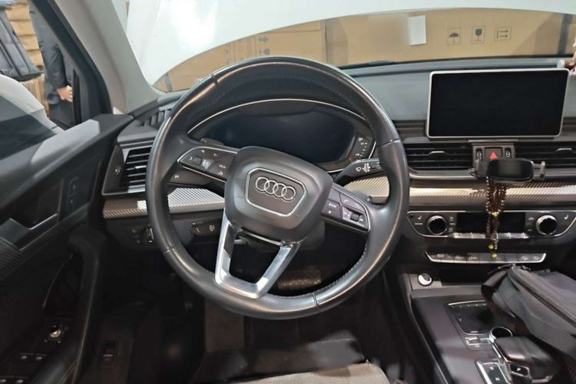 Used Audi Q5L 2018 45 TFSI Prestige Fashion Edition China V Emission Standard Steering Wheel
