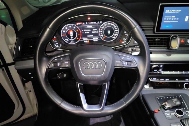 Used Audi Q5L 2018 40 TFSI Prestige Fashion Edition China V Steering Wheel
