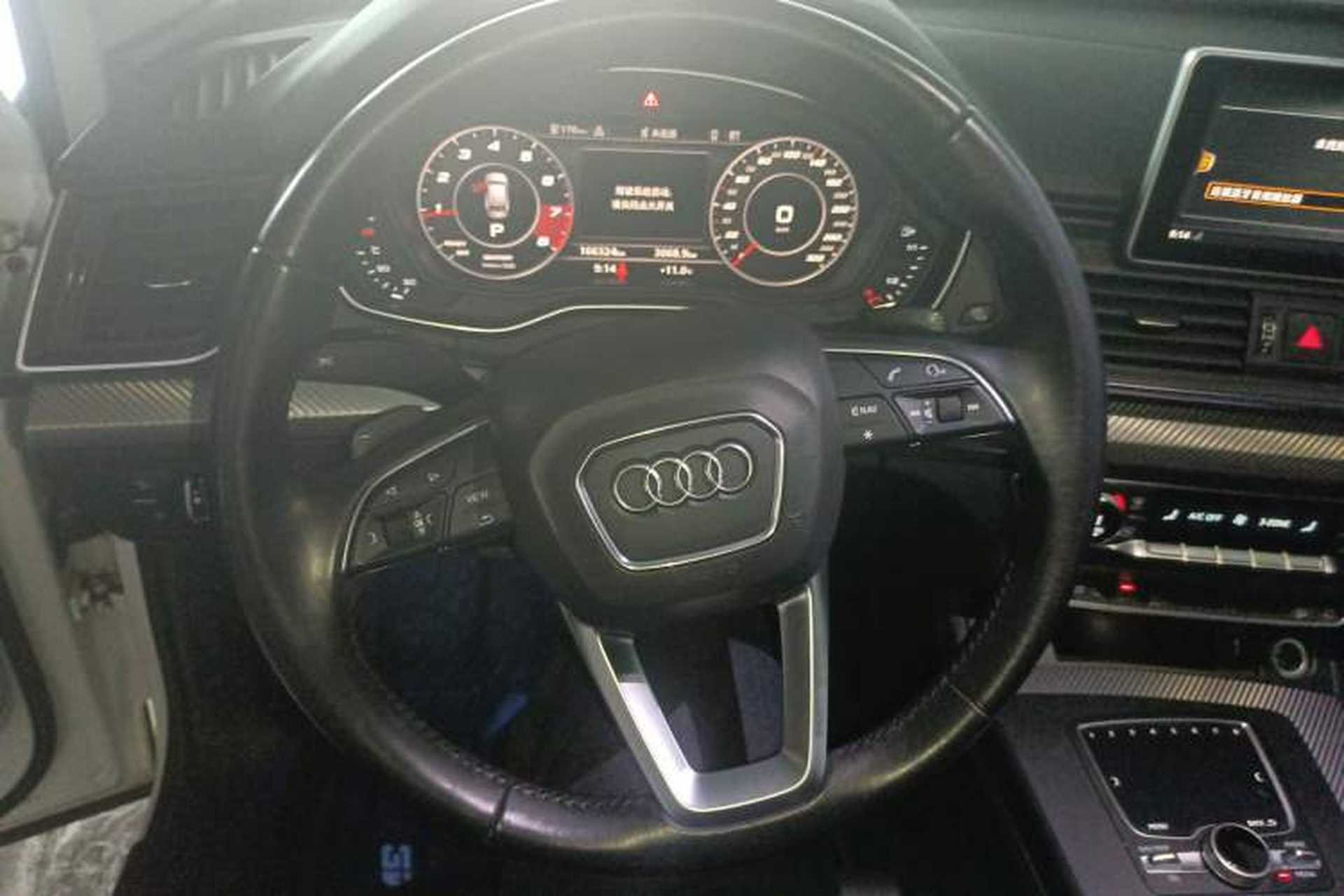 Used Audi Q5L 2018 45 TFSI Prestige Fashion Edition China V Emission Standard Steering Wheel