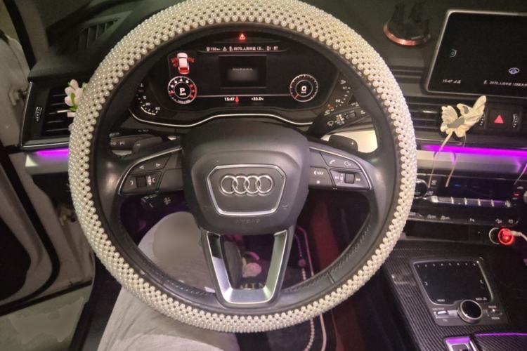 Used Audi Q5L 2018 40 TFSI Prestige Fashion Edition China V Steering Wheel