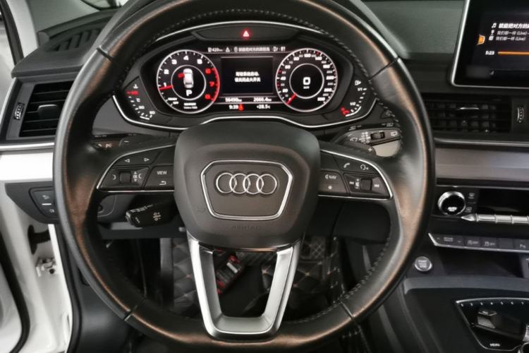 Used Audi Q5L 2018 40 TFSI Prestige Fashion Edition China V Steering Wheel