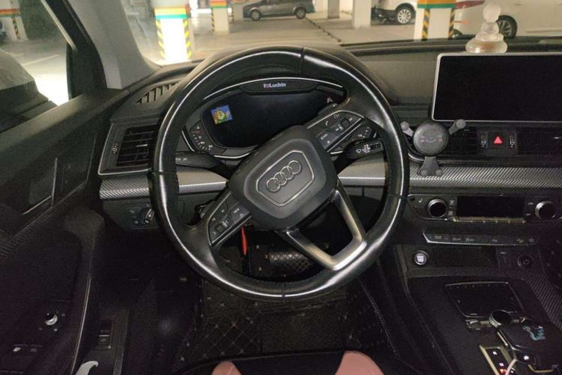 Used Audi Q5L 2018 45 TFSI Prestige Fashion Edition China VI Emission Standard Steering Wheel