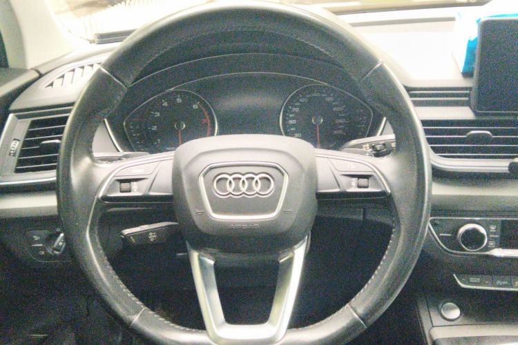 Used Audi Q5L 2018 40 TFSI Prestige Edition China V Steering Wheel