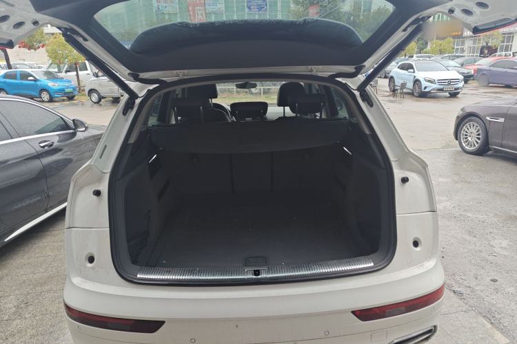 Used Audi Q5L 2018 40 TFSI Prestige Fashion Edition China V Trunk