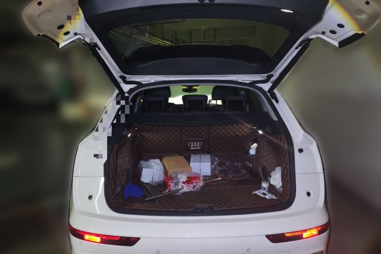 Used Audi Q5L 2018 45 TFSI Prestige Fashion Edition China VI Emission Standard Trunk
