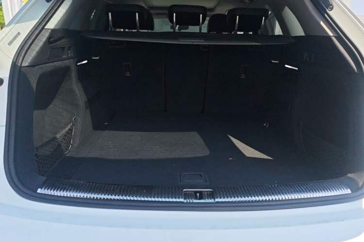 Used Audi Q5L 2018 40 TFSI Prestige Fashion Edition China V Trunk