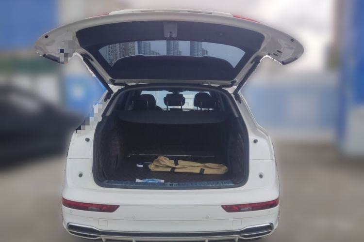 Used Audi Q5L 2018 40 TFSI Prestige Fashion Edition China VI Trunk