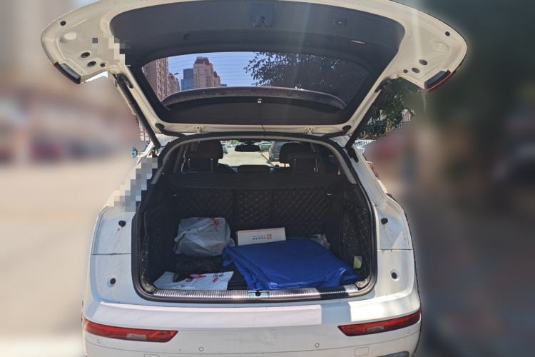 Used Audi Q5L 2018 40 TFSI Prestige Edition China V Trunk