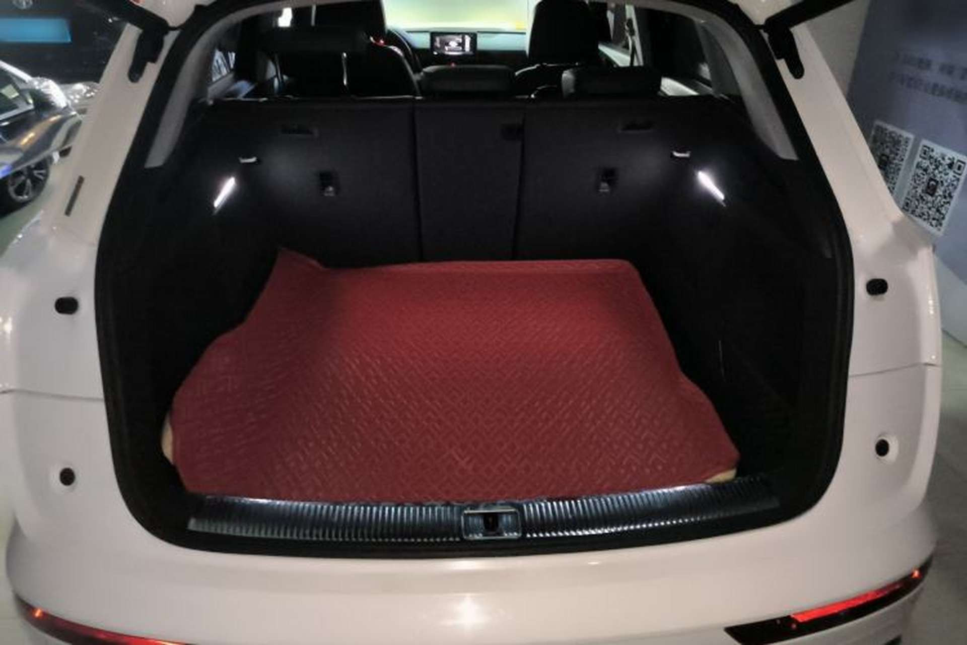 Used Audi Q5L 2018 40 TFSI Prestige Fashion Edition China VI Trunk