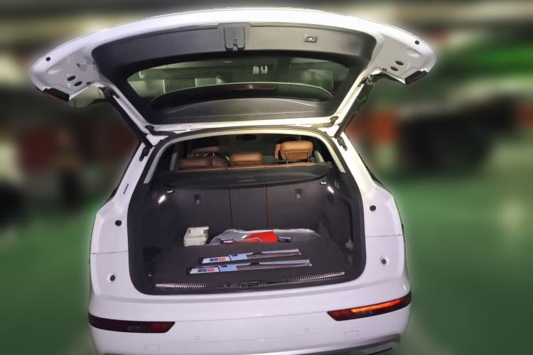 Used Audi Q5L 2018 40 TFSI Prestige Edition China V Trunk