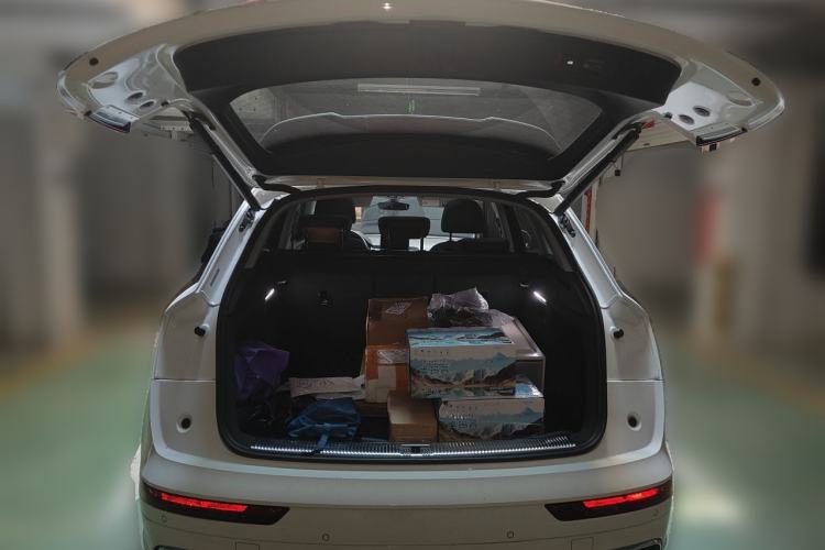 Used Audi Q5L 2018 40 TFSI Prestige Fashion Edition China VI Trunk